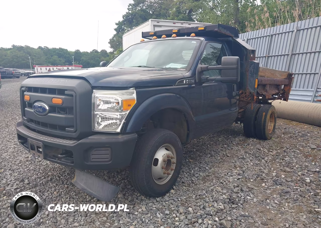 2015 Ford F-350 Chassis Xl-Xlt VIN:1FDRF3H65FED31955 - 2