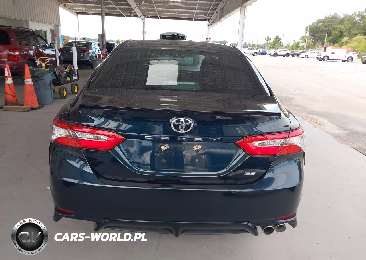 2018 Toyota Camry Se VIN:4T1B11HK4JU612998 - 17