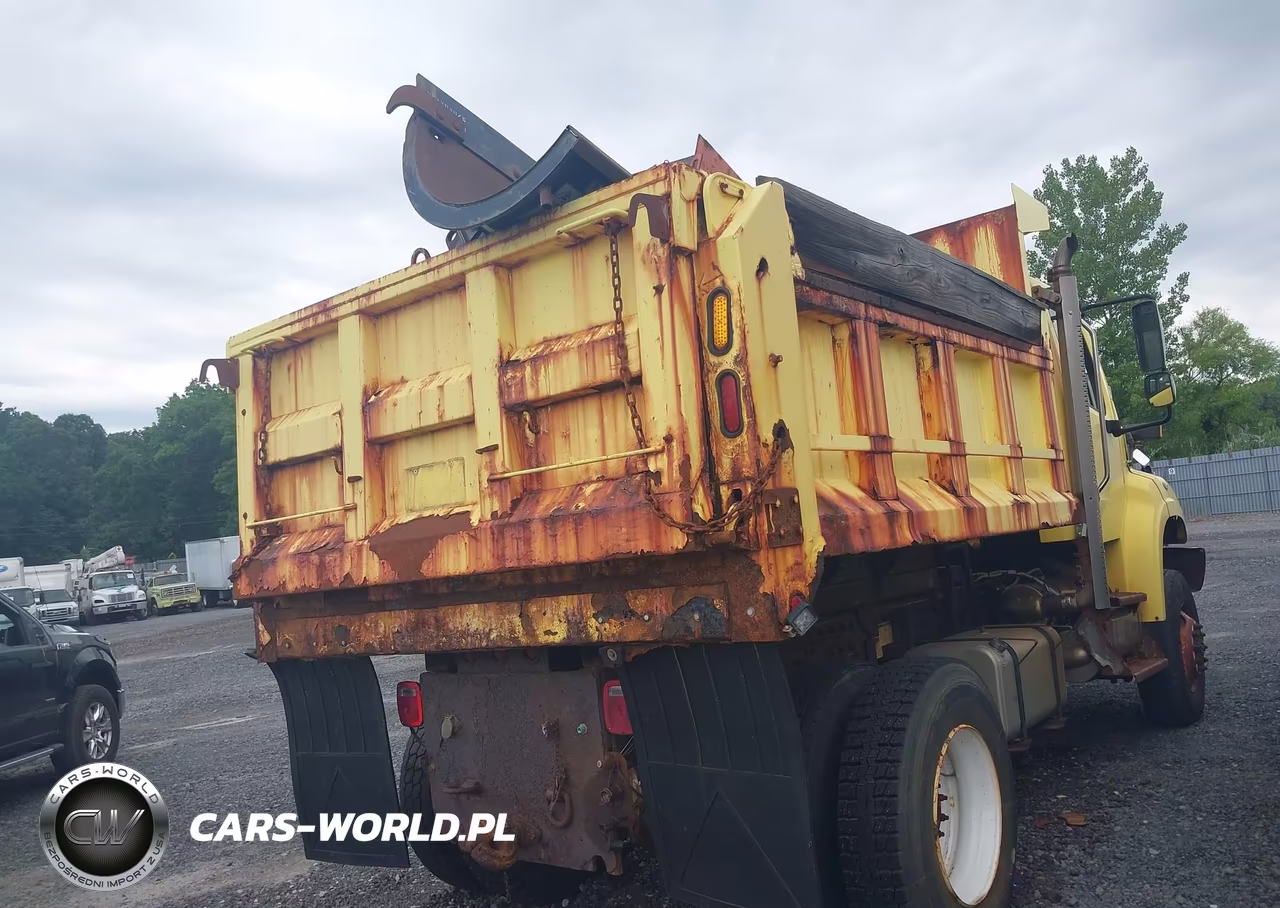 2011 Freightliner M2 106 Heavy Duty VIN:1FVDC3BS5BHAY4045 - 4