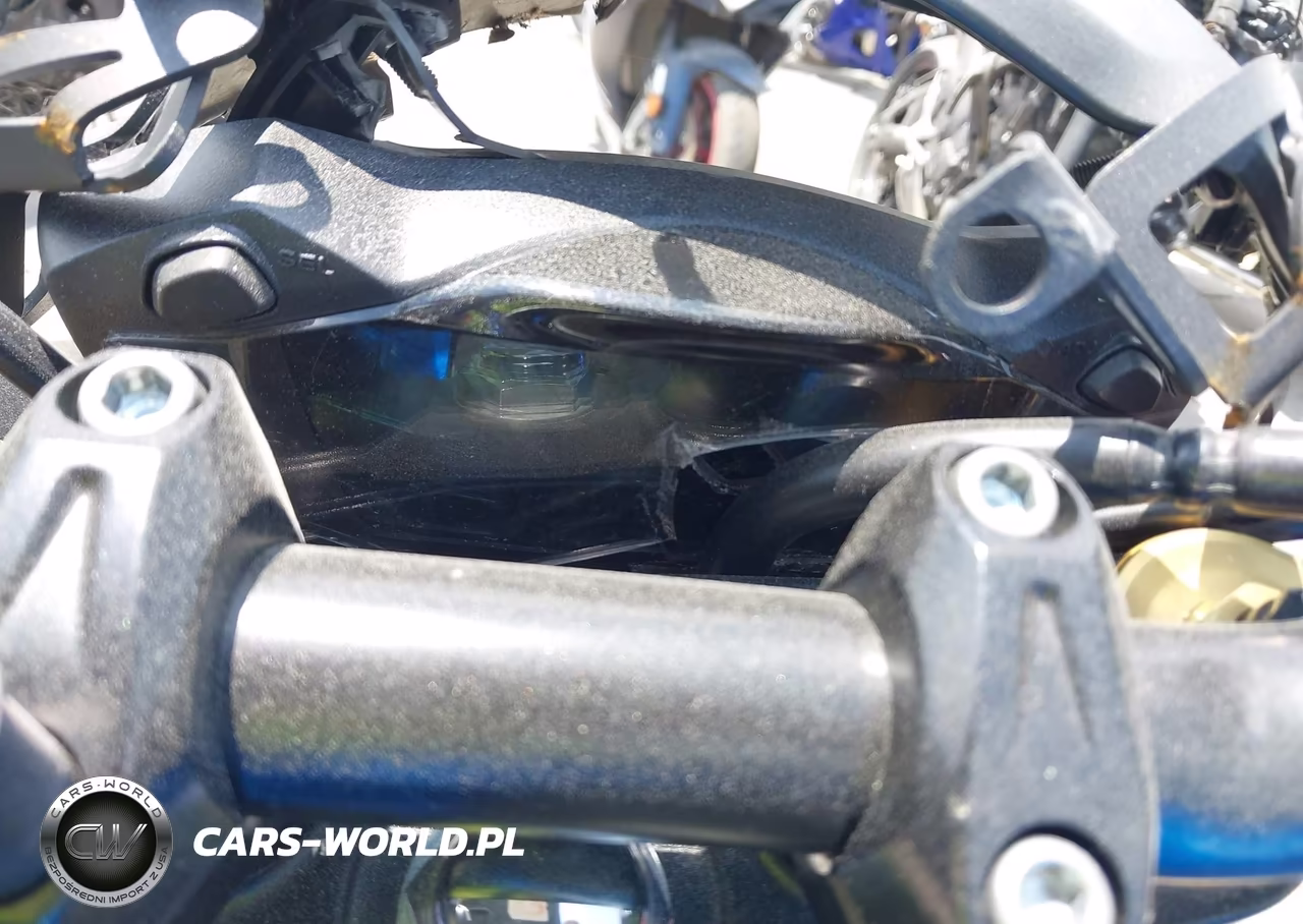 2018 Suzuki Gsx-S750 M-Z VIN:JS1C533B1J2101237 - 7