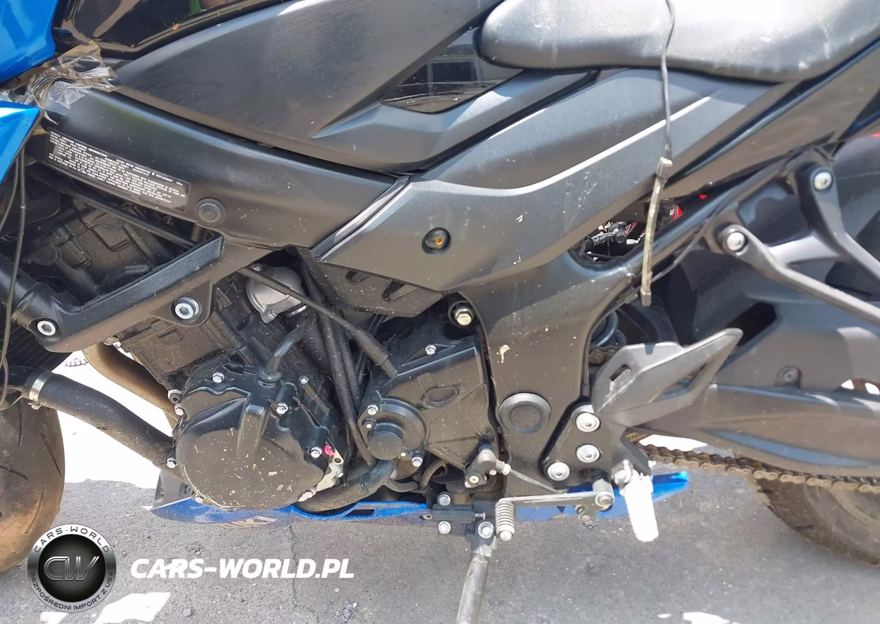 2018 Suzuki Gsx-S750 M-Z VIN:JS1C533B1J2101237 - 9