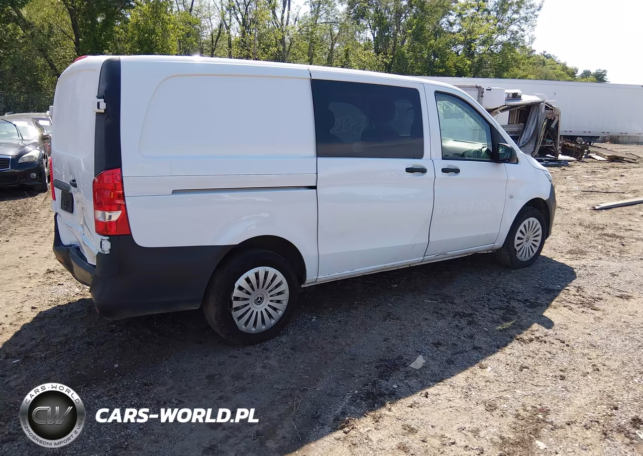 2017 Mercedes-Benz Metris VIN:WD3PG2EA2H3218498 - 4