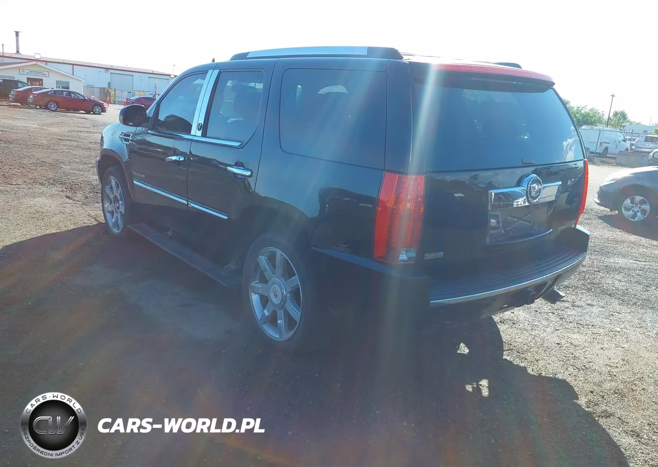 2011 Cadillac Escalade Premium VIN:1GYS4CEF6BR155589 - 3