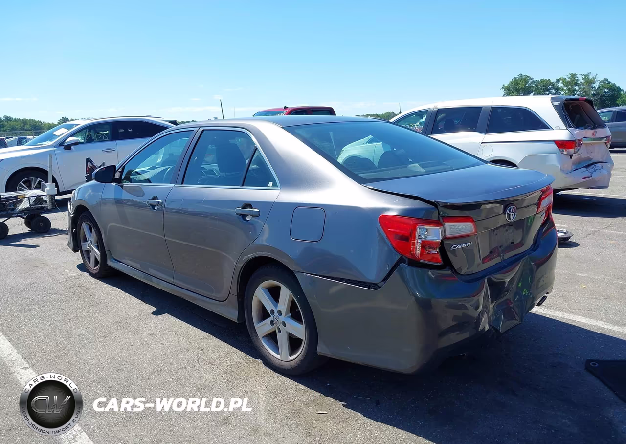 2013 Toyota Camry Se VIN:4T1BF1FK4DU223402 - 3