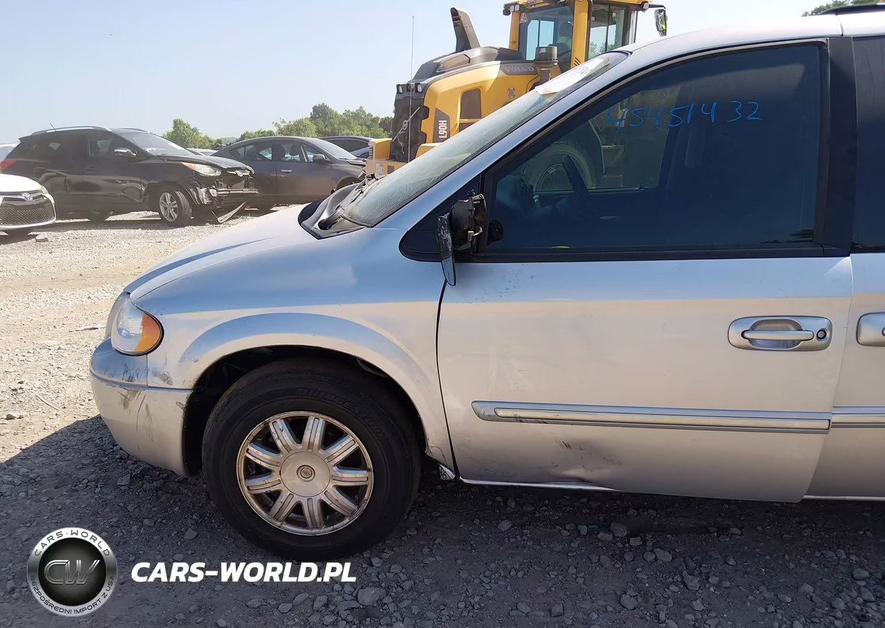 2007 Chrysler Town & Country Touring VIN:2A4GP54L37R267798 - 6