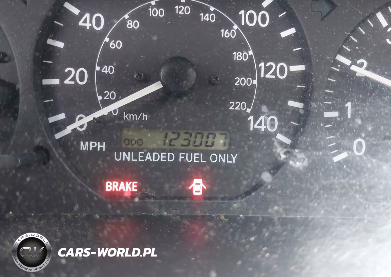 1999 Toyota Camry Le VIN:4T1BG28K8XU910421 - 7