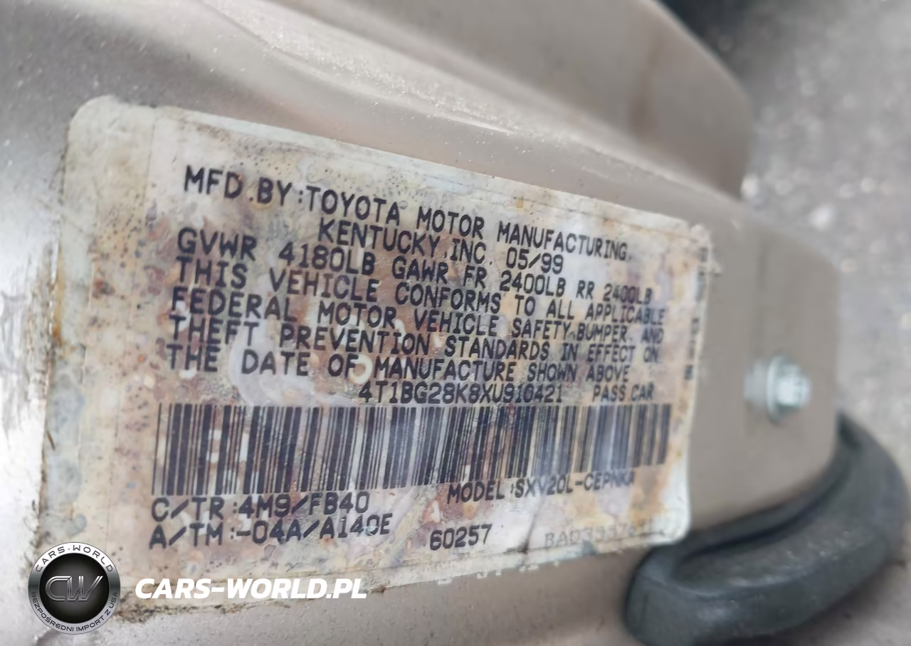 1999 Toyota Camry Le VIN:4T1BG28K8XU910421 - 9