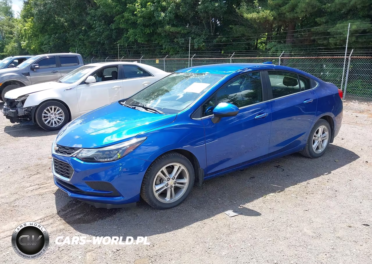 2018 Chevrolet Cruze Lt Auto VIN:1G1BE5SM9J7113387 - 2