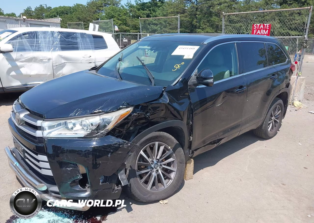 2017 Toyota Highlander Xle VIN:5TDJZRFH2HS361346 - 2