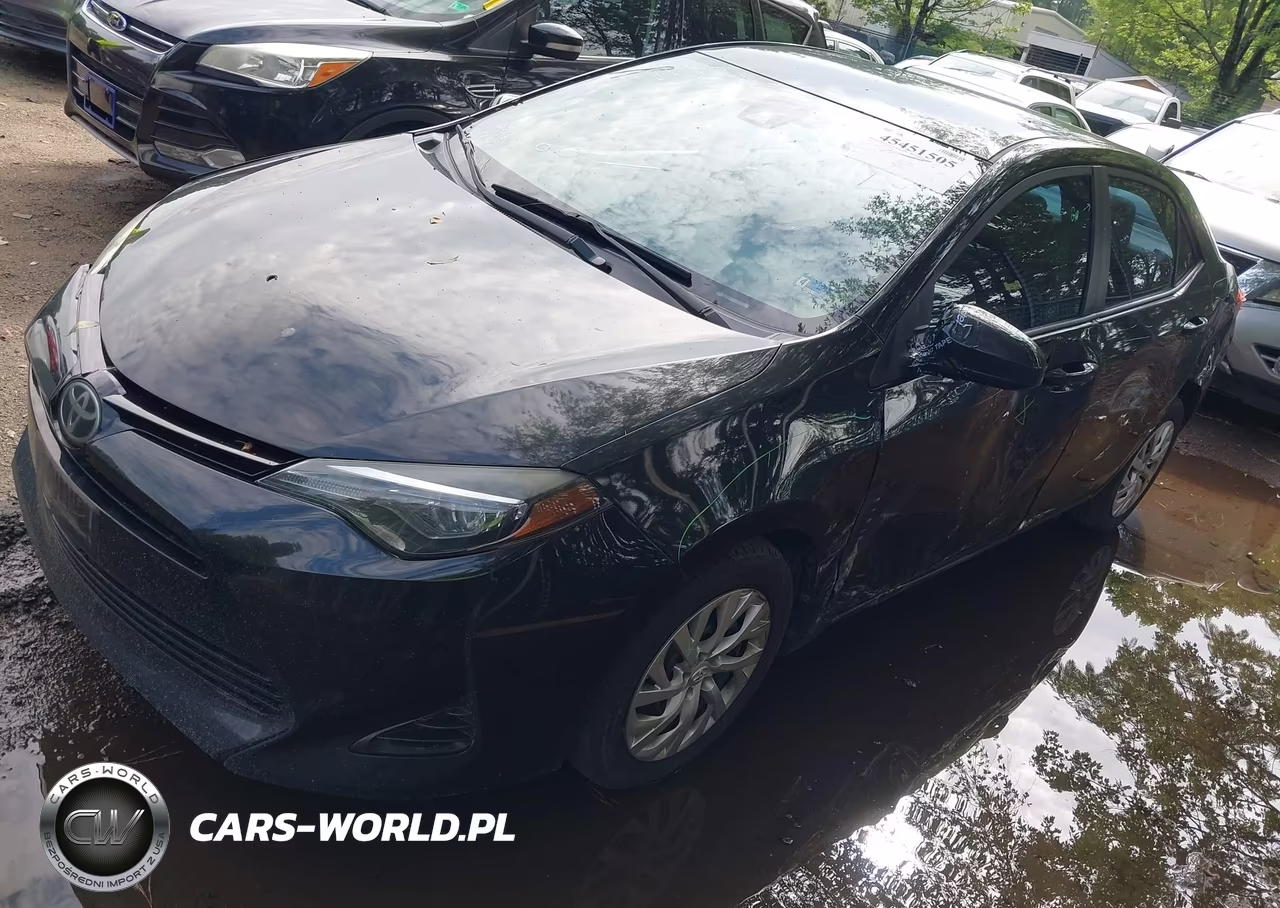 2017 Toyota Corolla Le VIN:5YFBURHE9HP735370 - 2