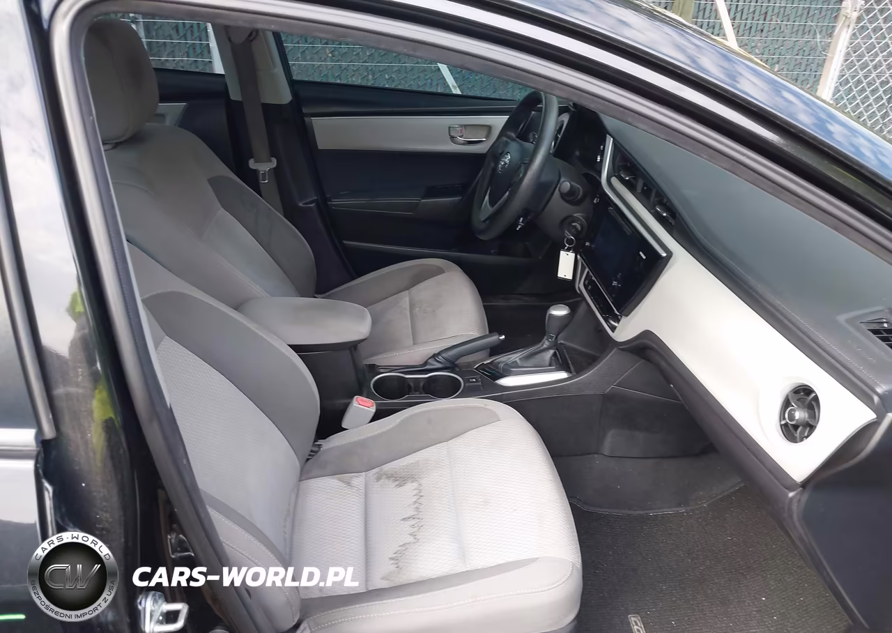 2017 Toyota Corolla Le VIN:5YFBURHE9HP735370 - 5