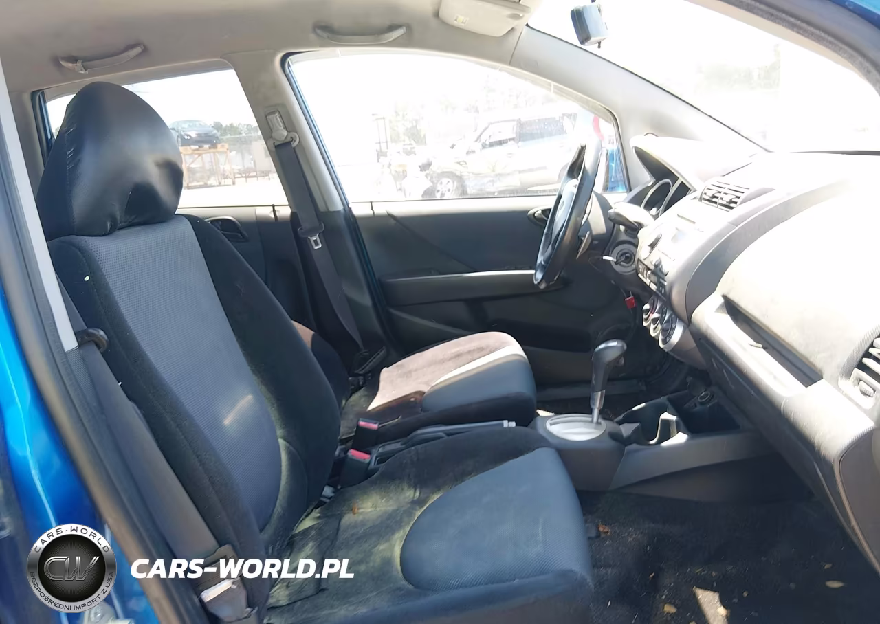 2008 Honda Fit Sport VIN:JHMGD38678S022427 - 5
