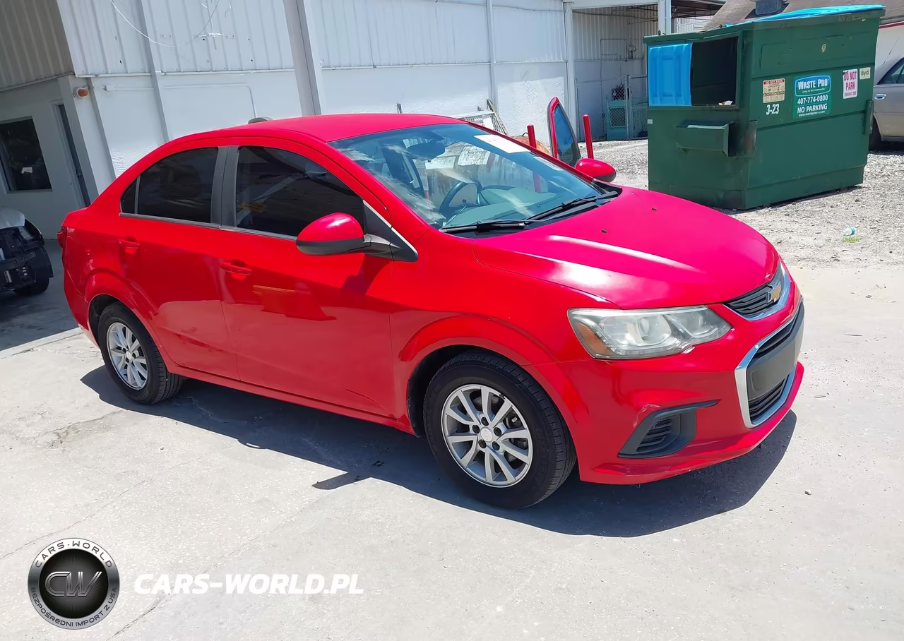 2017 Chevrolet Sonic Lt Auto – zdjęcie 1 z 11