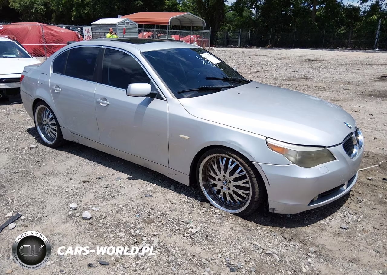 2004 BMW 530I