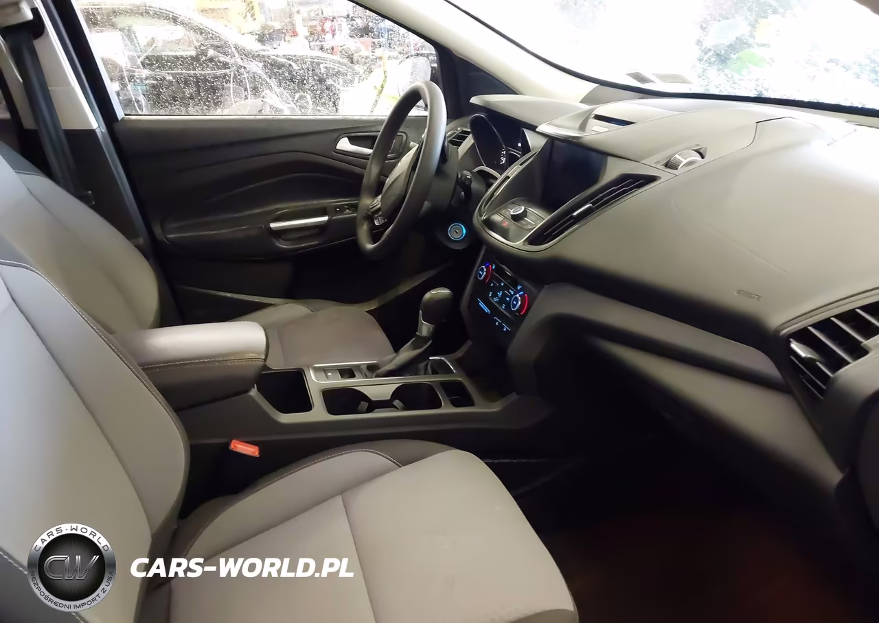 2017 Ford Escape Se VIN:1FMCU9GD6HUD17425 - 5