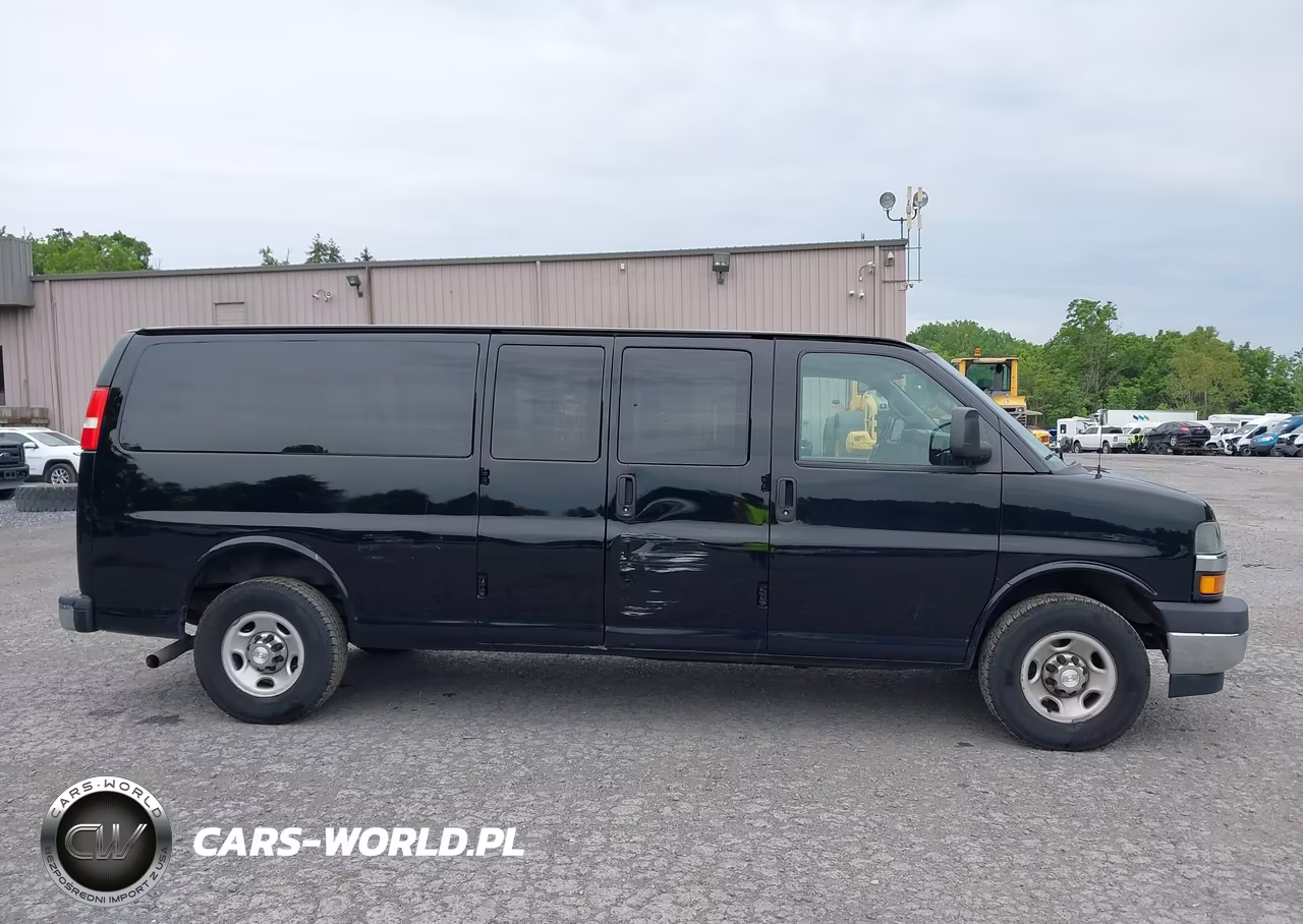2018 Chevrolet Express 3500 Lt VIN:1GAZGPFG7J1243129 - 18