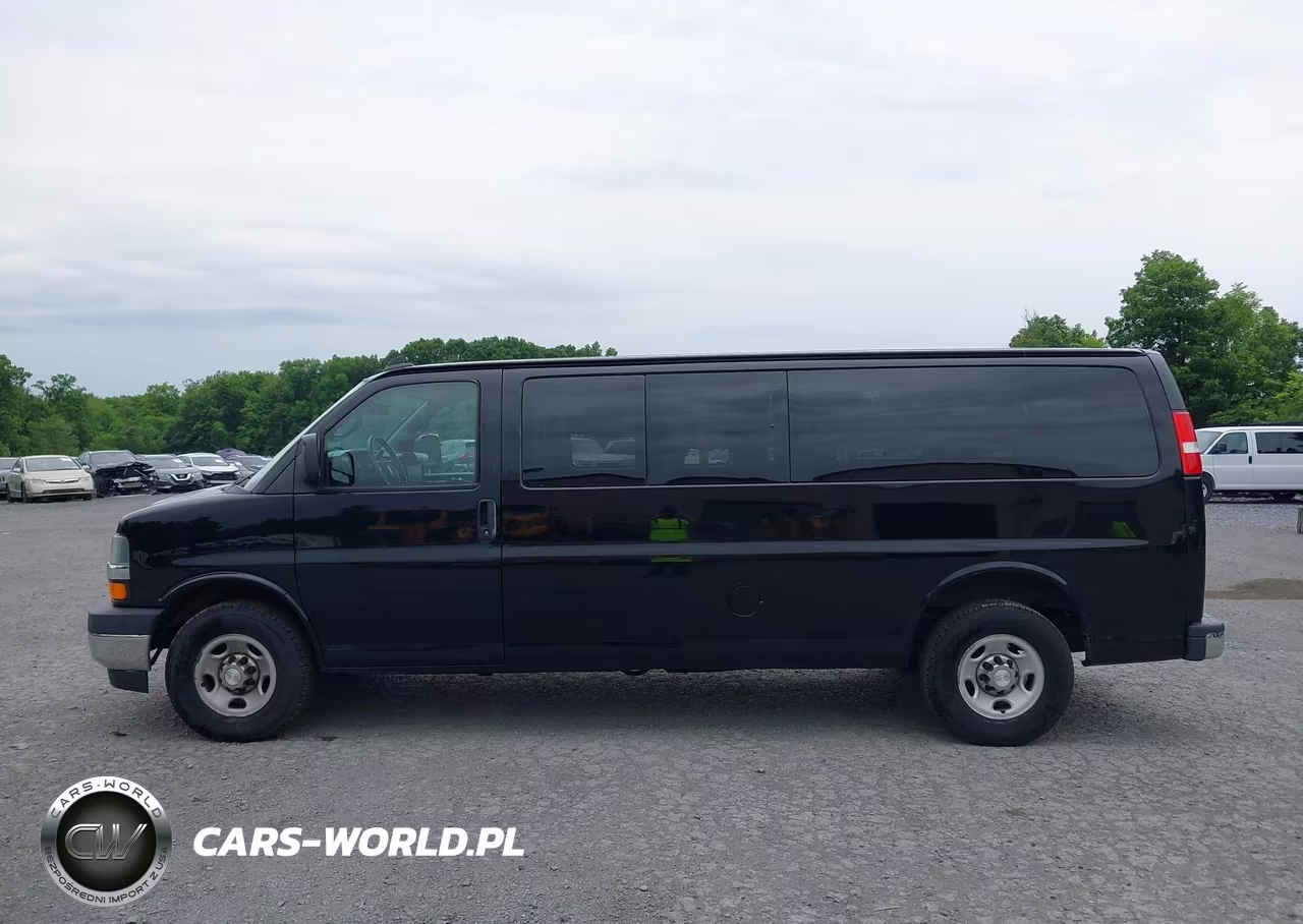 2018 Chevrolet Express 3500 Lt VIN:1GAZGPFG7J1243129 - 19