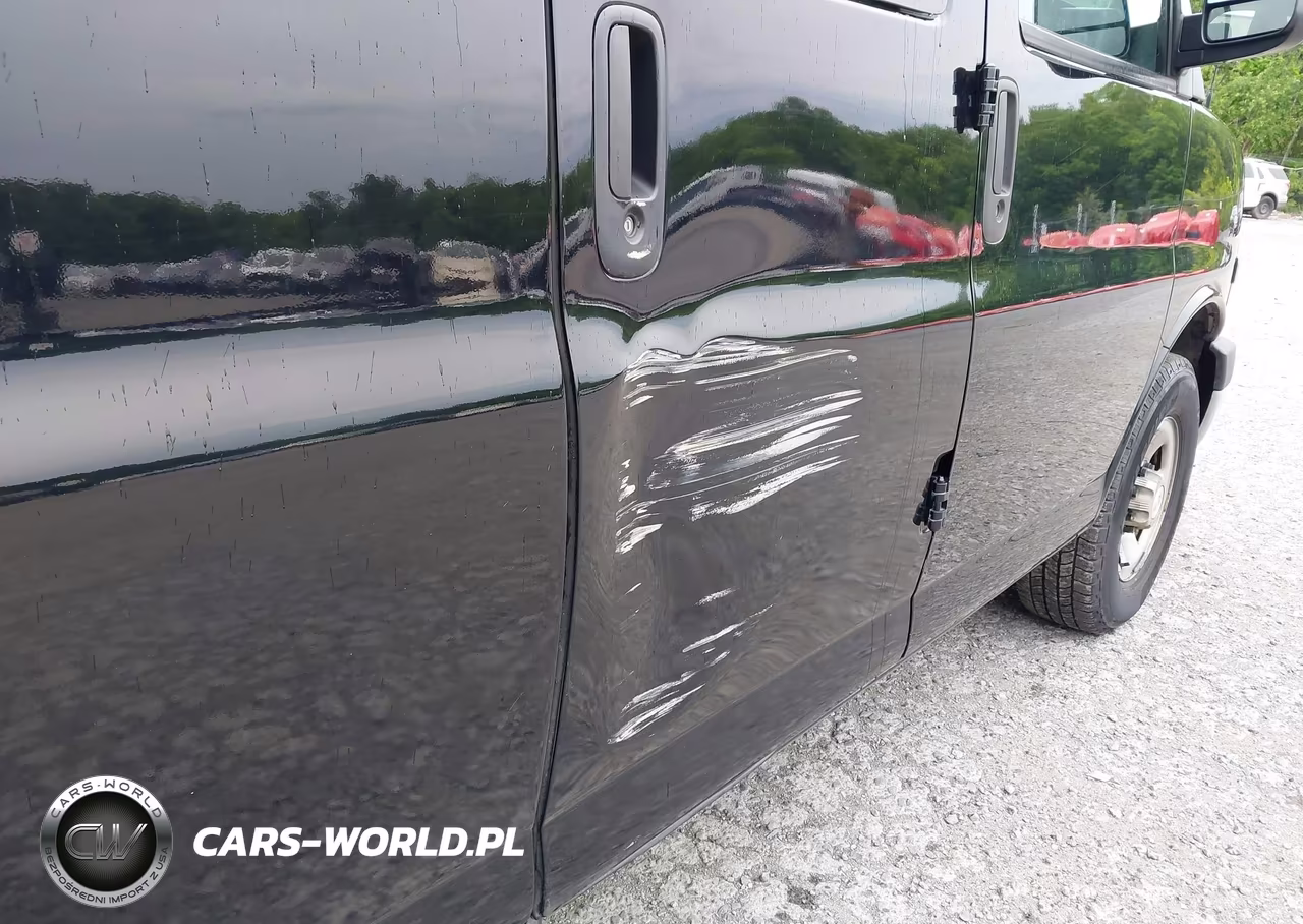 2018 Chevrolet Express 3500 Lt VIN:1GAZGPFG7J1243129 - 6