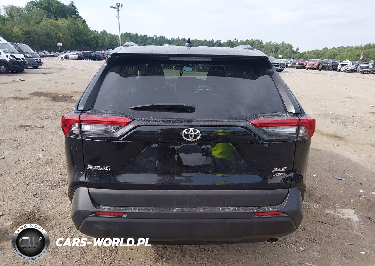 2025 Toyota Rav4 Xle VIN:2T3P1RFV1SW509175 - 17