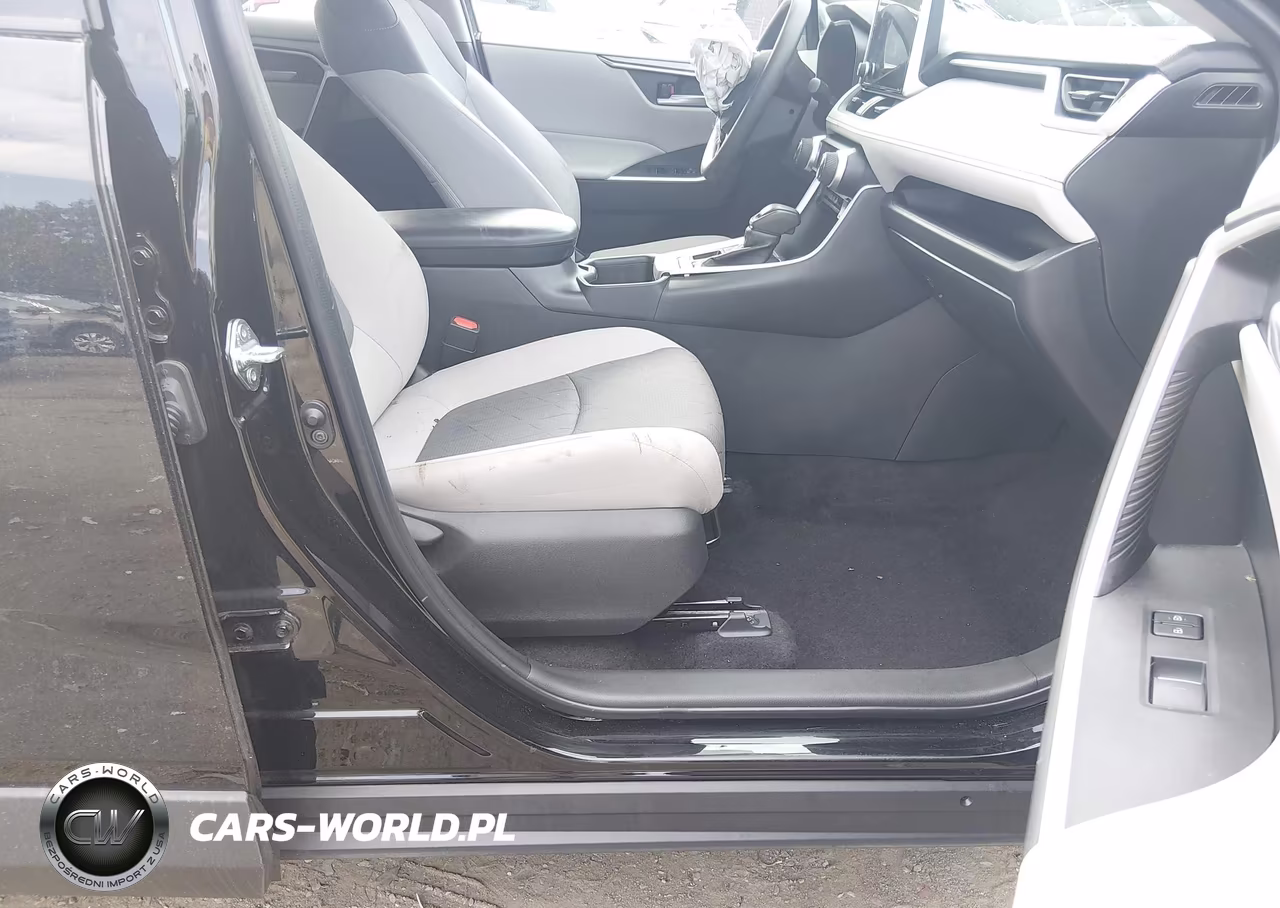 2025 Toyota Rav4 Xle VIN:2T3P1RFV1SW509175 - 5