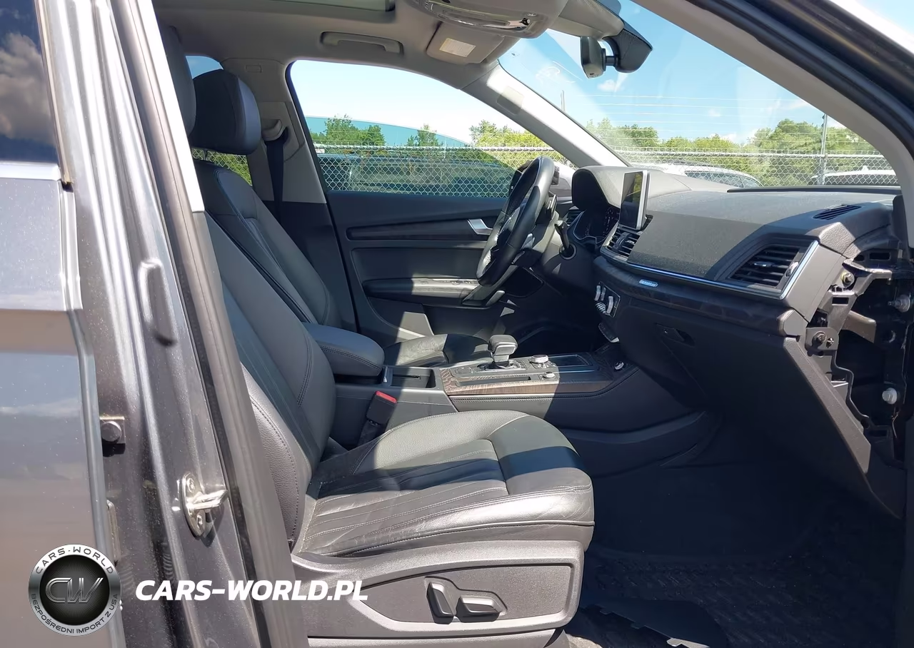 2018 Audi Q5 2.0T Premium-2.0T Tech Premium VIN:WA1CNAFY1J2016841 - 5