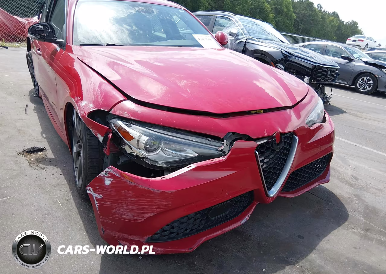 2018 Alfa Romeo Giulia Rwd VIN:ZARFAEBNXJ7565531 - 6