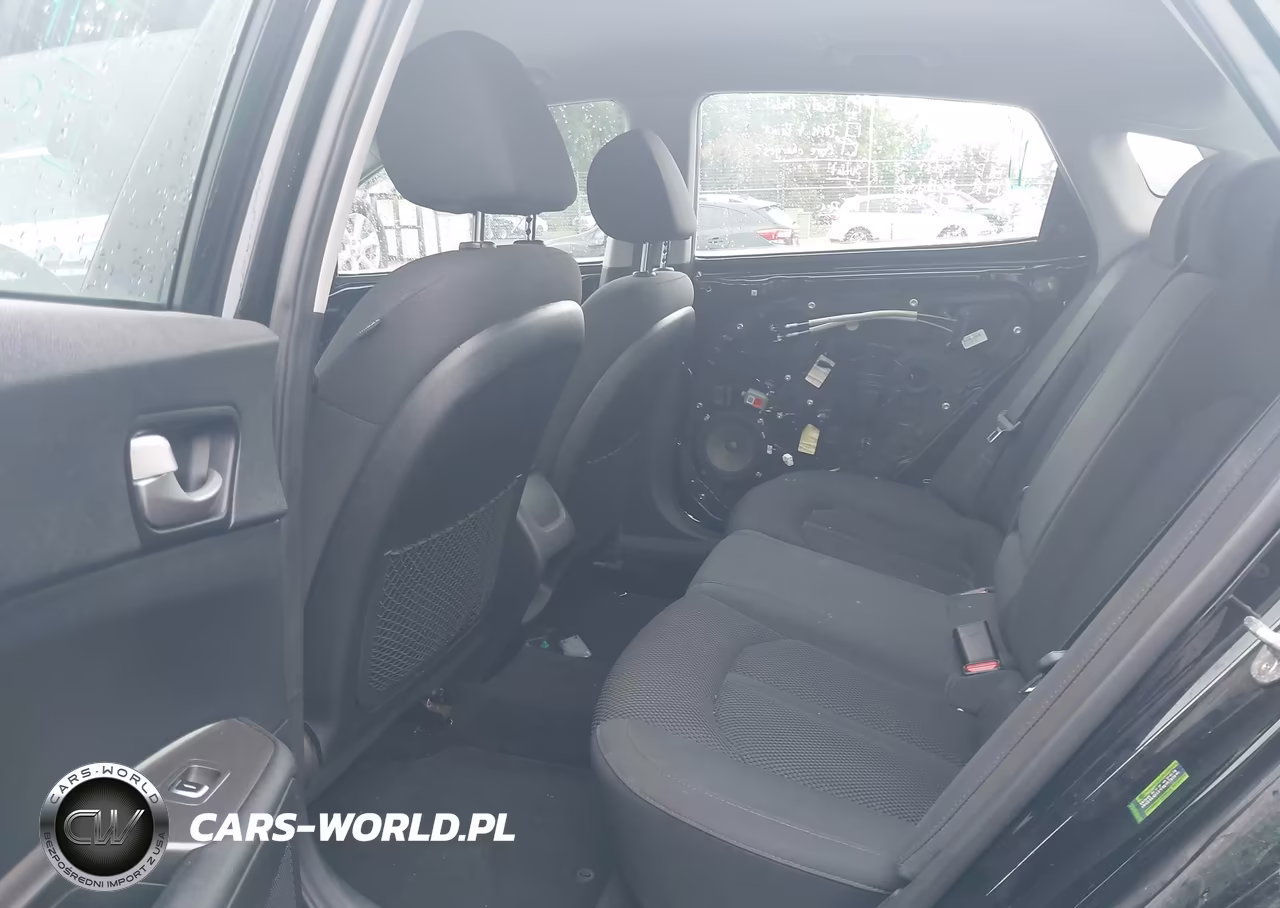 2019 Kia Optima Lx VIN:5XXGT4L33KG374882 - 8