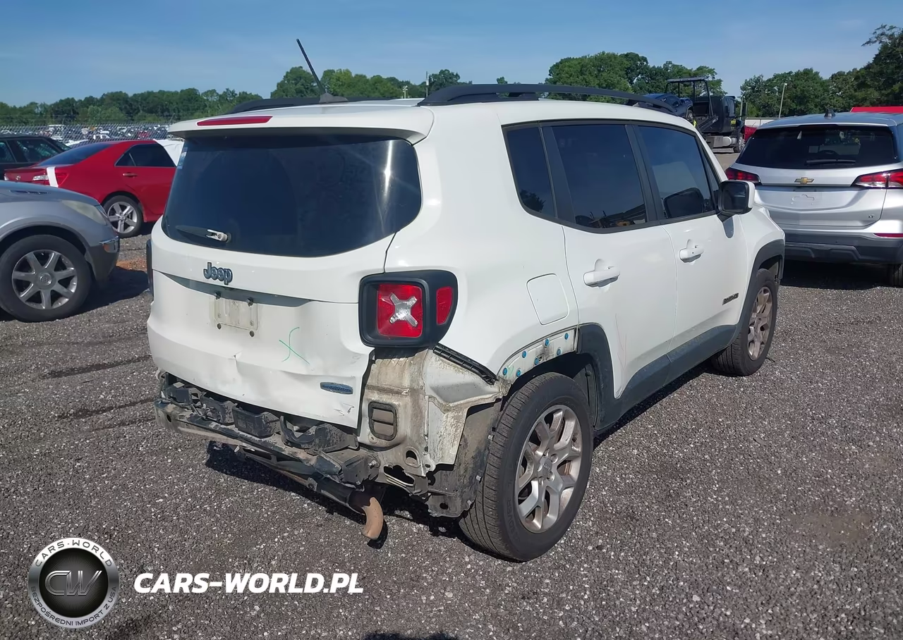 2016 Jeep Renegade Latitude VIN:ZACCJABT0GPD85619 - 4