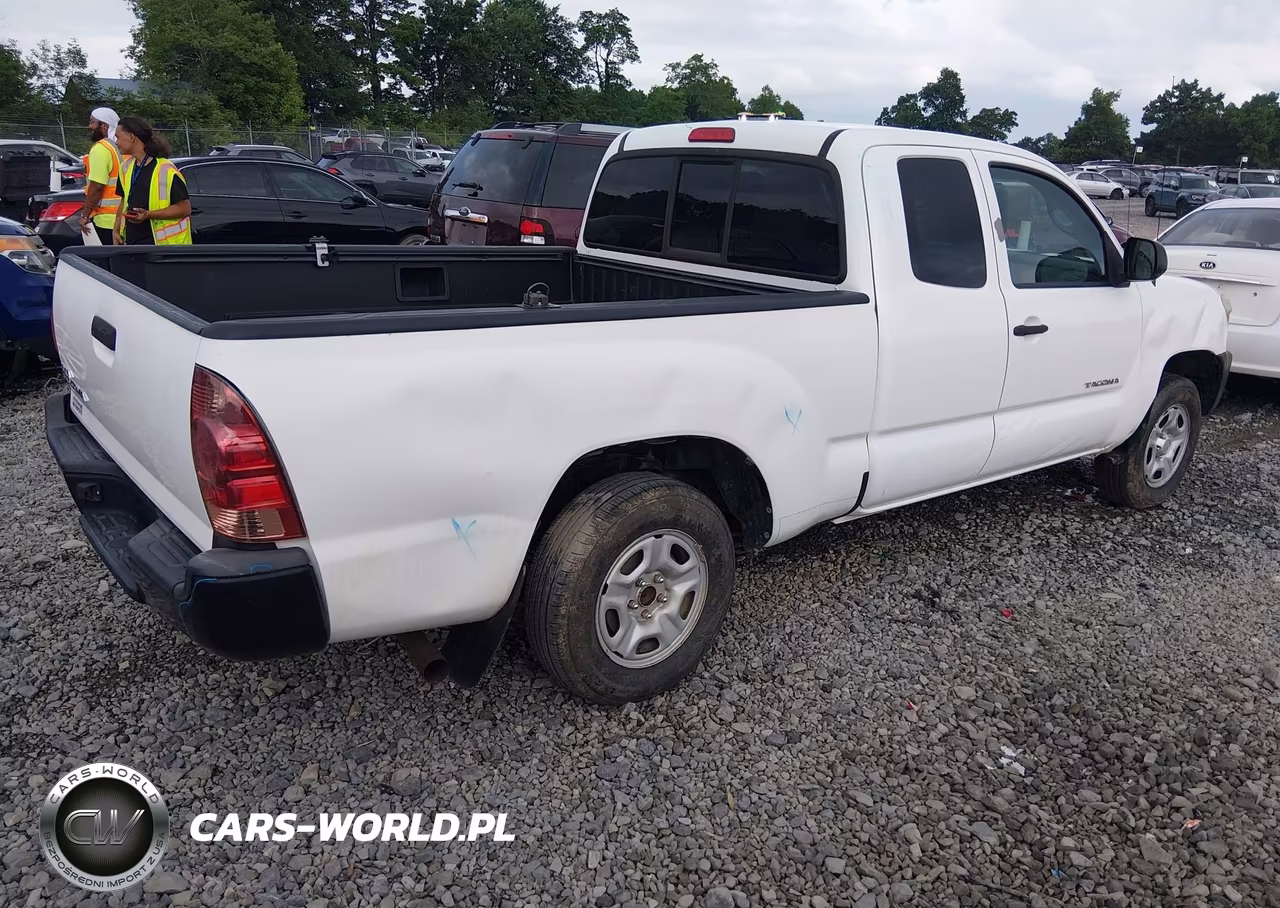 2012 Toyota Tacoma VIN:5TFTX4CN2CX016316 - 4