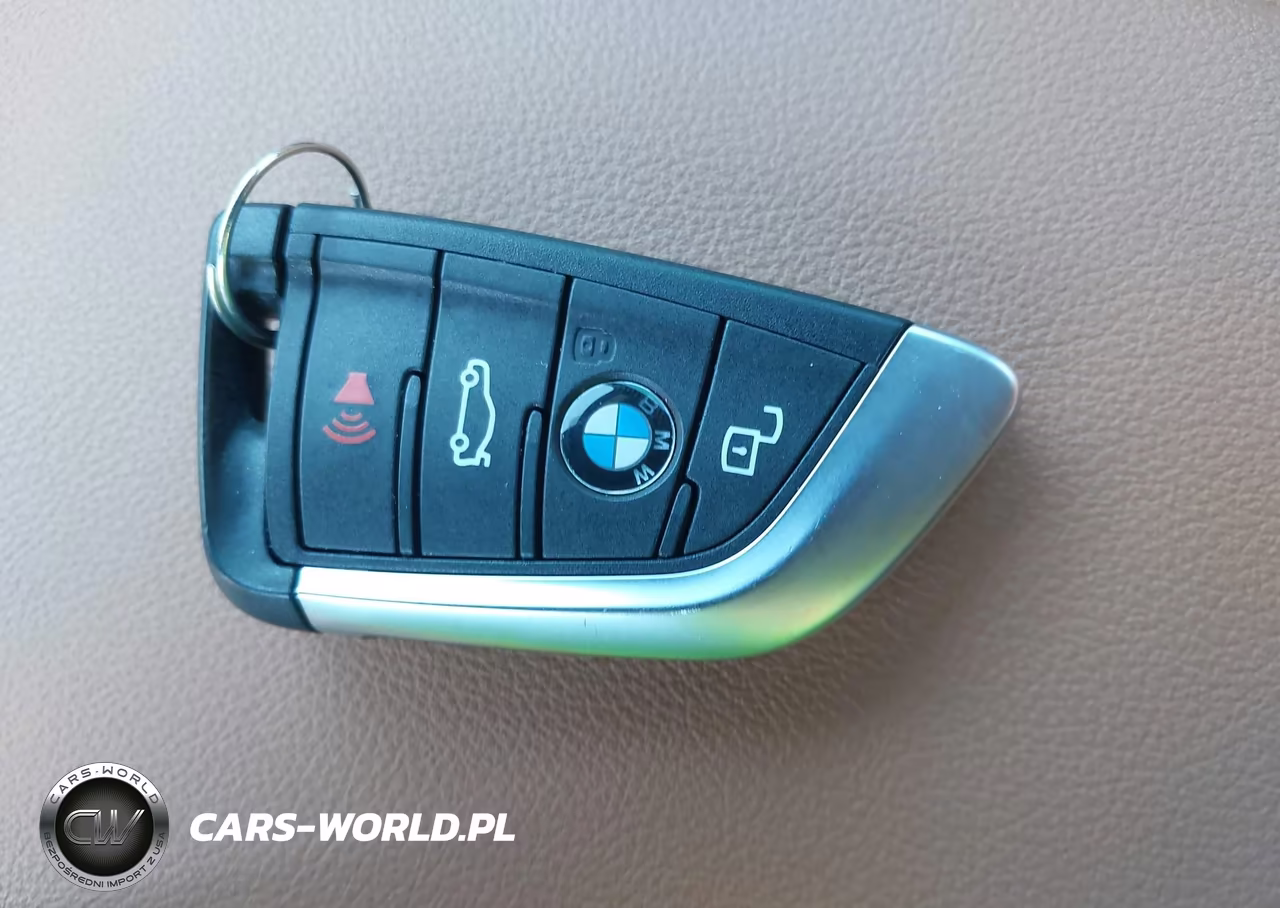 2024 BMW 330I VIN:3MW69FF03R8E06364 - 11