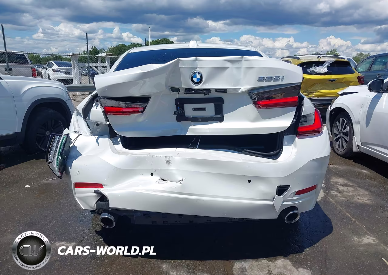 2024 BMW 330I VIN:3MW69FF03R8E06364 - 16