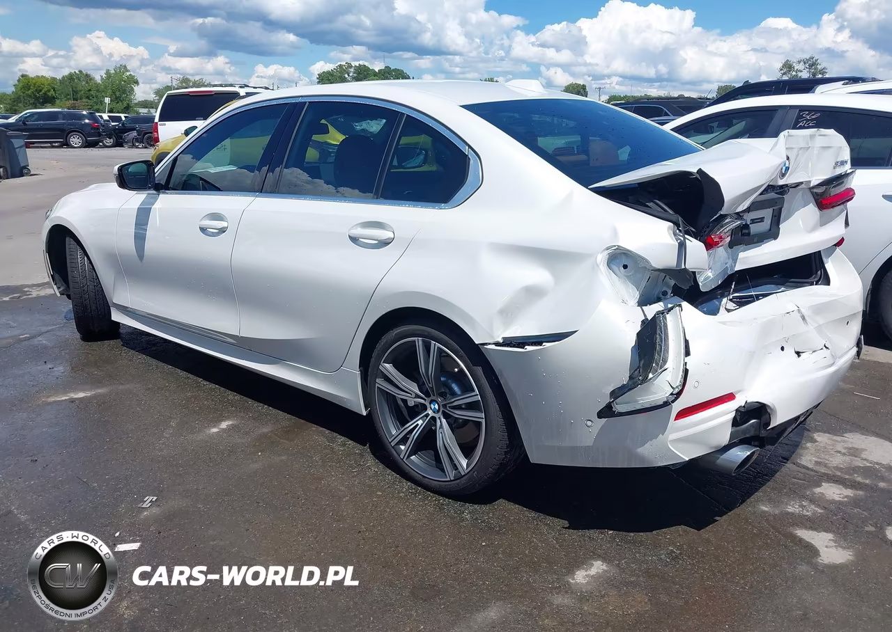 2024 BMW 330I VIN:3MW69FF03R8E06364 - 3