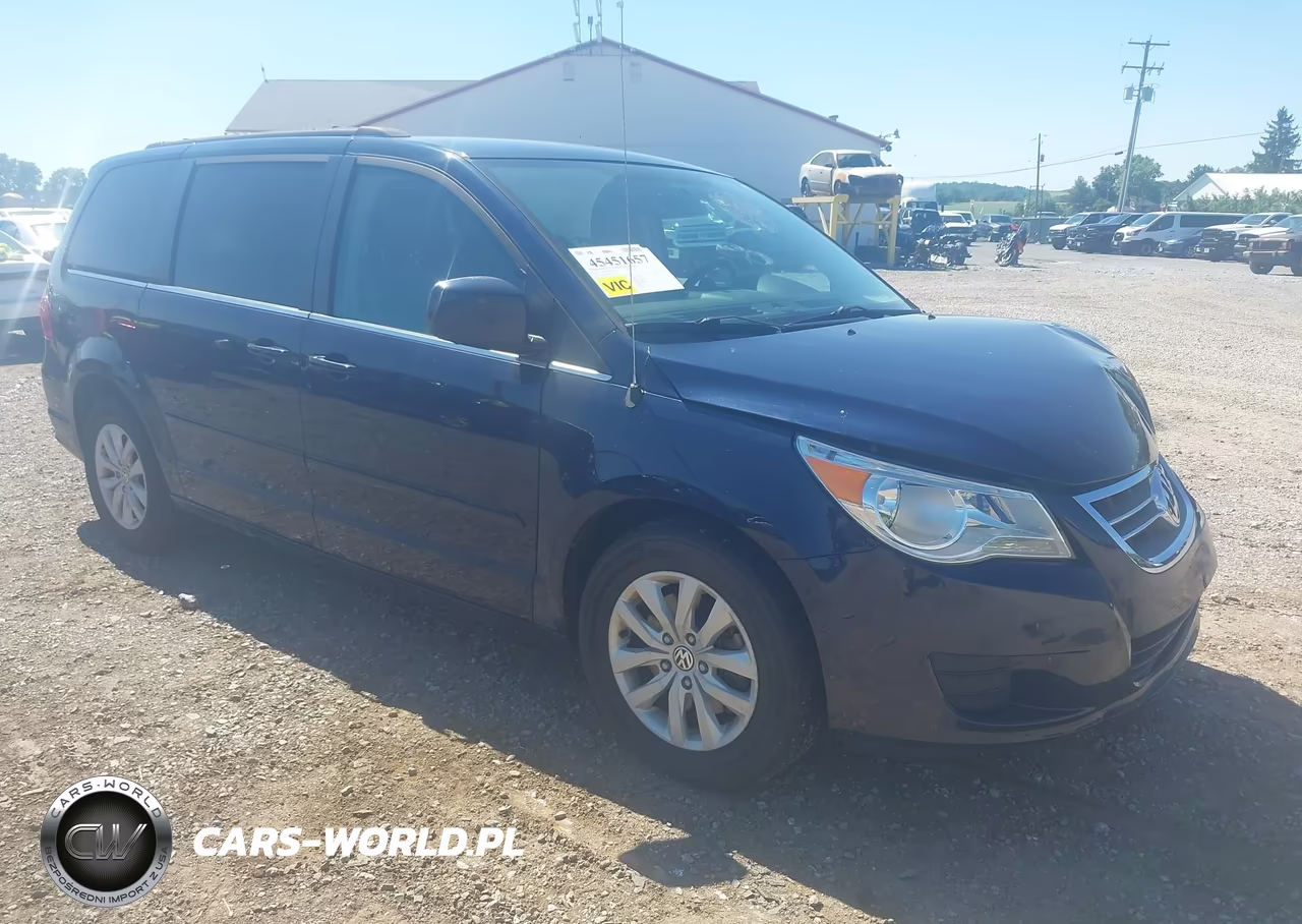 2014 Volkswagen Routan Se – zdjęcie 1 z 16
