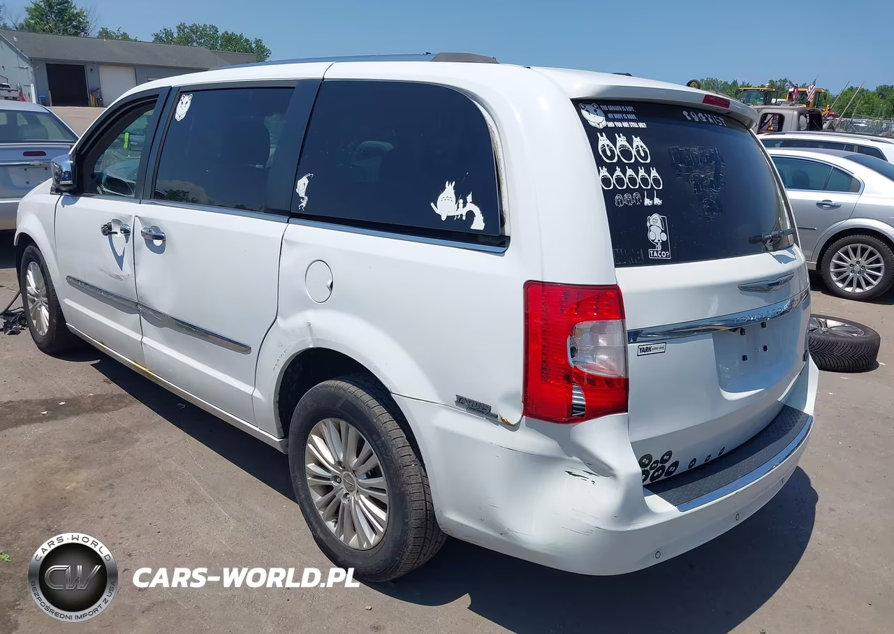 2014 Chrysler Town & Country Limited VIN:2C4RC1GG5ER449498 - 3