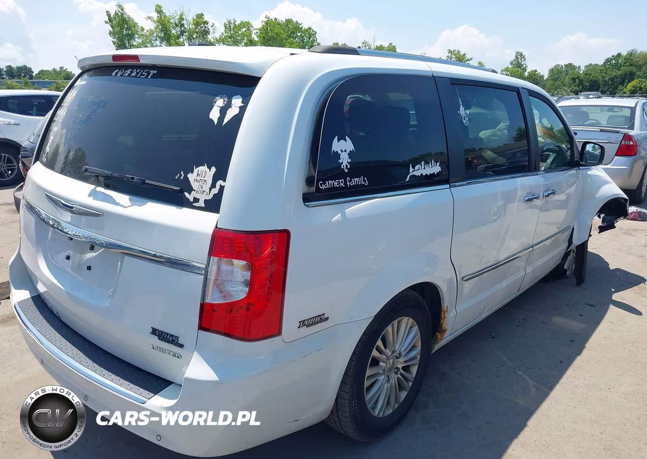 2014 Chrysler Town & Country Limited VIN:2C4RC1GG5ER449498 - 4