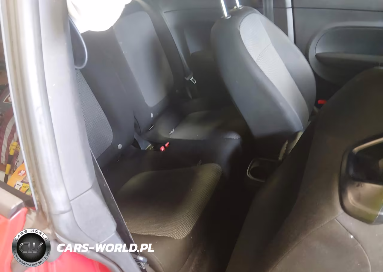 2019 Volkswagen Beetle 2.0T Final Edition Se-2.0T Final Edition Sel-2.0T S VIN:3VWFD7AT0KM716863 - 8