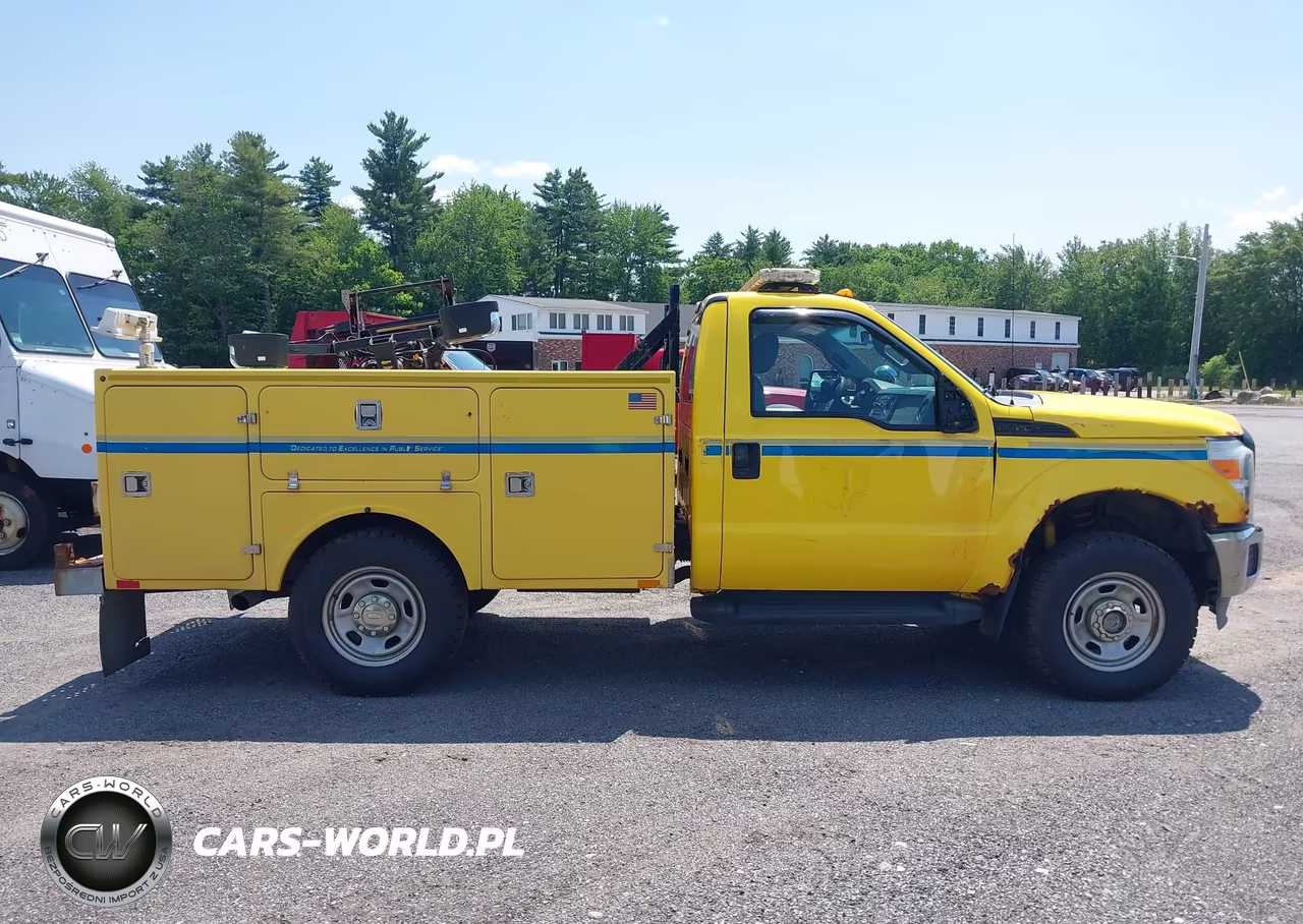 2012 Ford F-350 Chassis Xl VIN:1FDRF3F66CEA26608 - 17