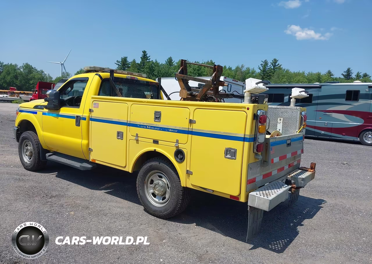2012 Ford F-350 Chassis Xl VIN:1FDRF3F66CEA26608 - 3