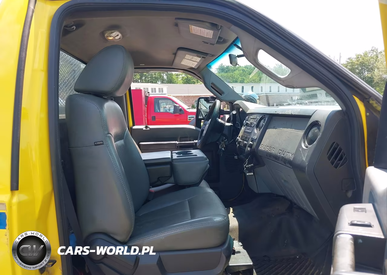 2012 Ford F-350 Chassis Xl VIN:1FDRF3F66CEA26608 - 6