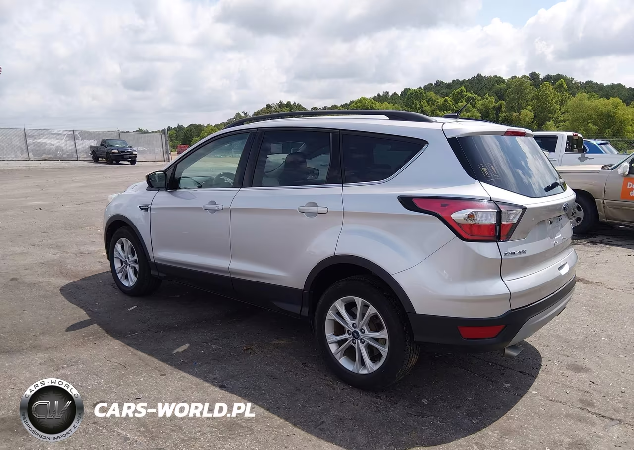 2018 Ford Escape Se VIN:1FMCU0G91JUB49612 - 3