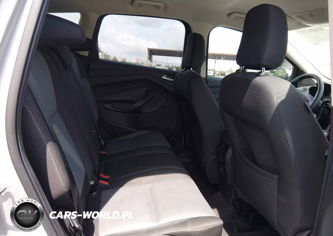 2018 Ford Escape Se VIN:1FMCU0G91JUB49612 - 8