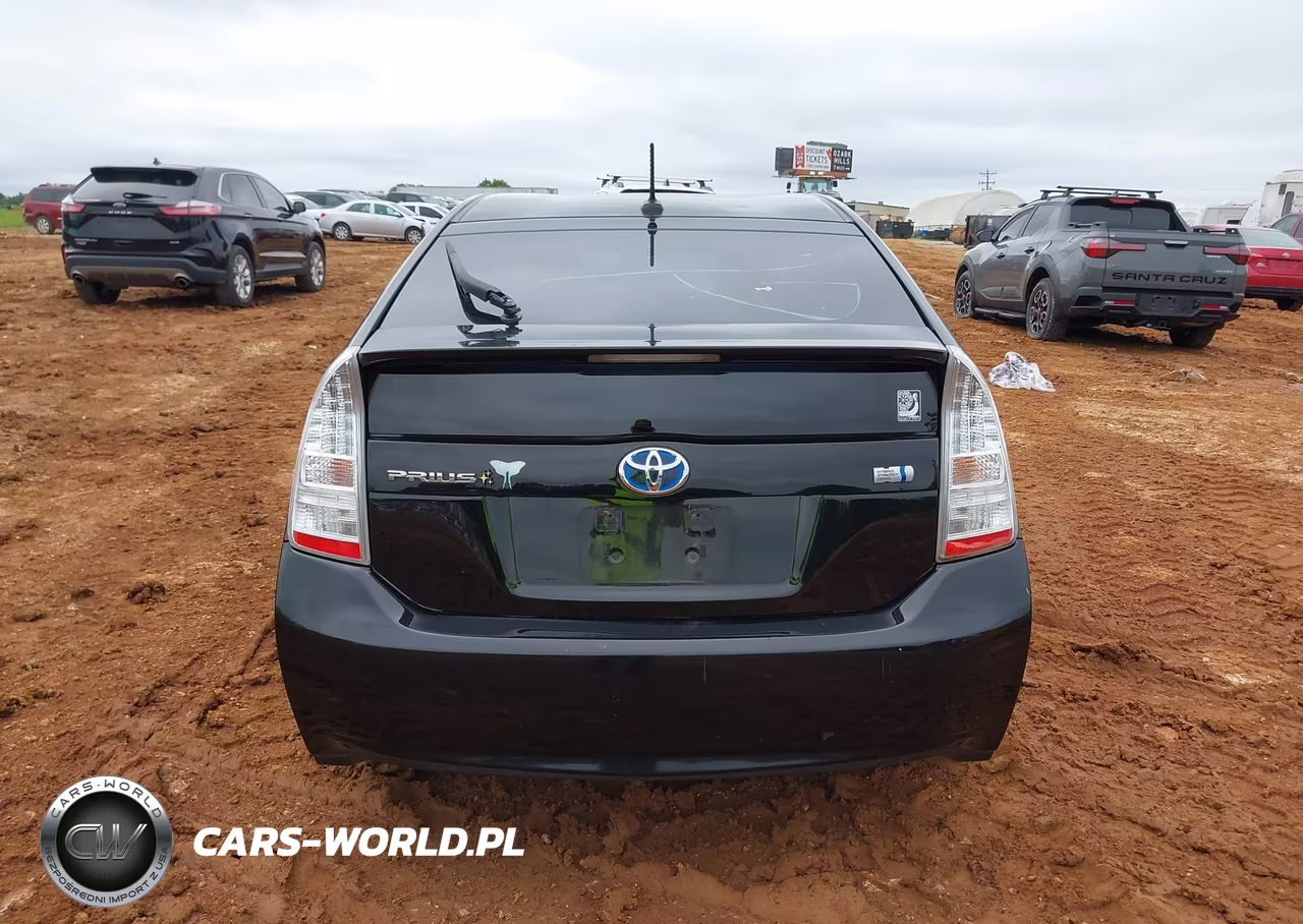 2011 Toyota Prius Two VIN:JTDKN3DU2B0297445 - 17