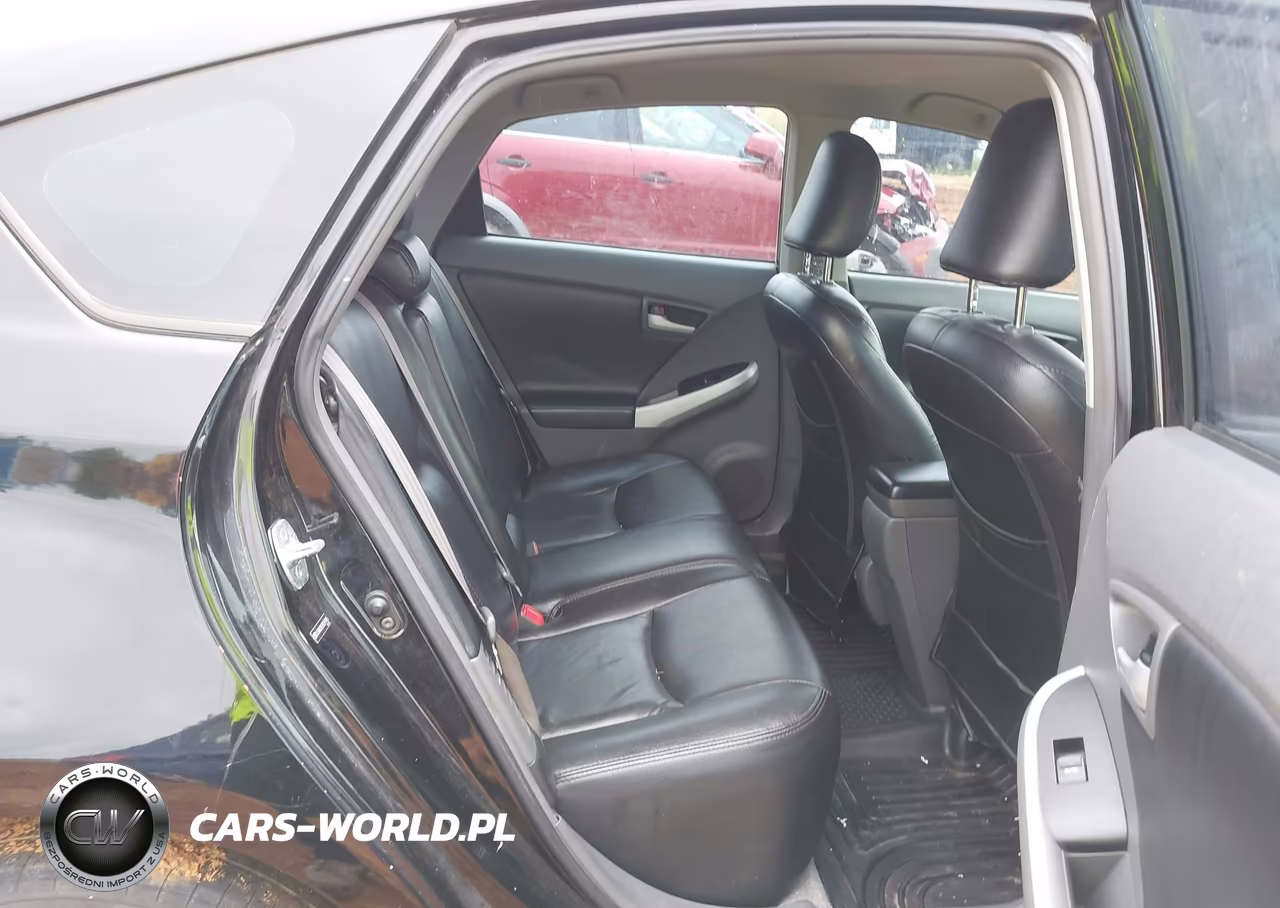 2011 Toyota Prius Two VIN:JTDKN3DU2B0297445 - 8