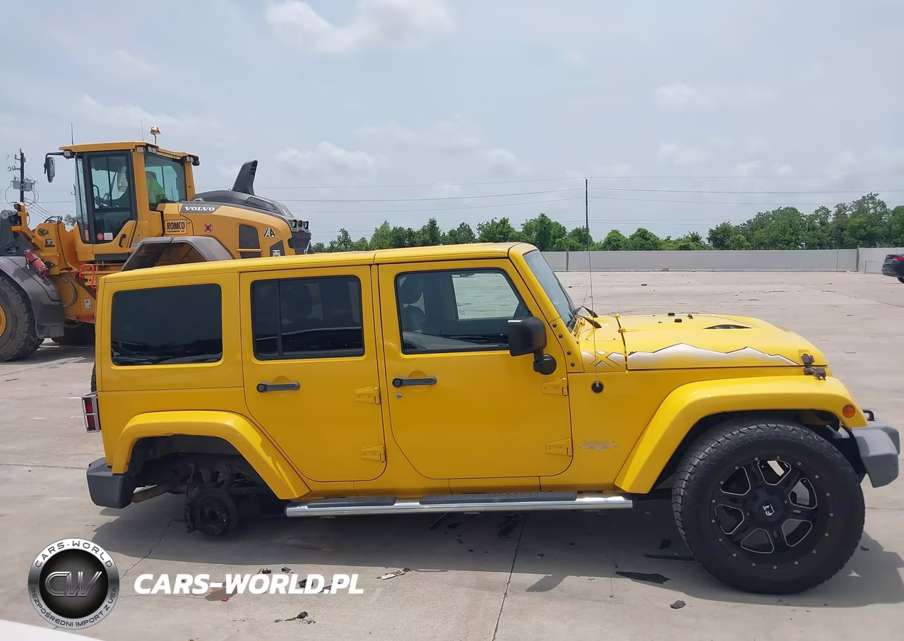 2015 Jeep Wrangler Unlimited Wrangler X VIN:1C4BJWEG6FL627985 - 13