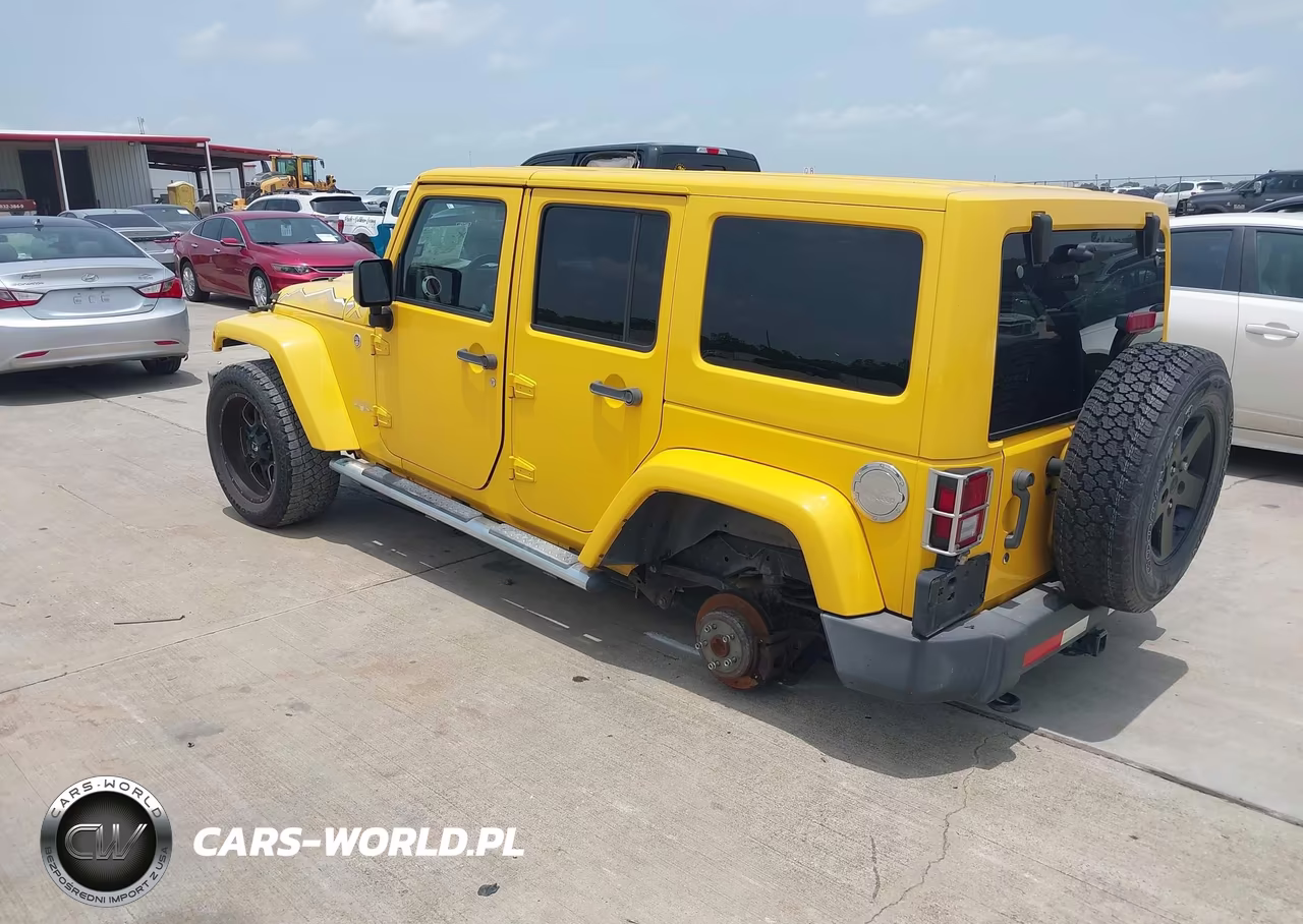 2015 Jeep Wrangler Unlimited Wrangler X VIN:1C4BJWEG6FL627985 - 3