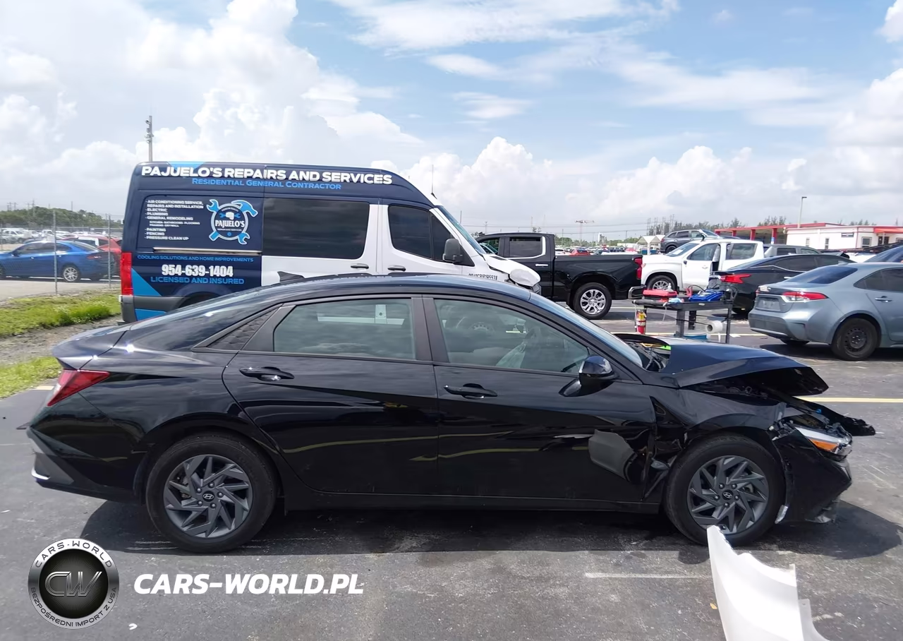 2024 Hyundai Elantra Sel VIN:KMHLM4DG7RU734782 - 13