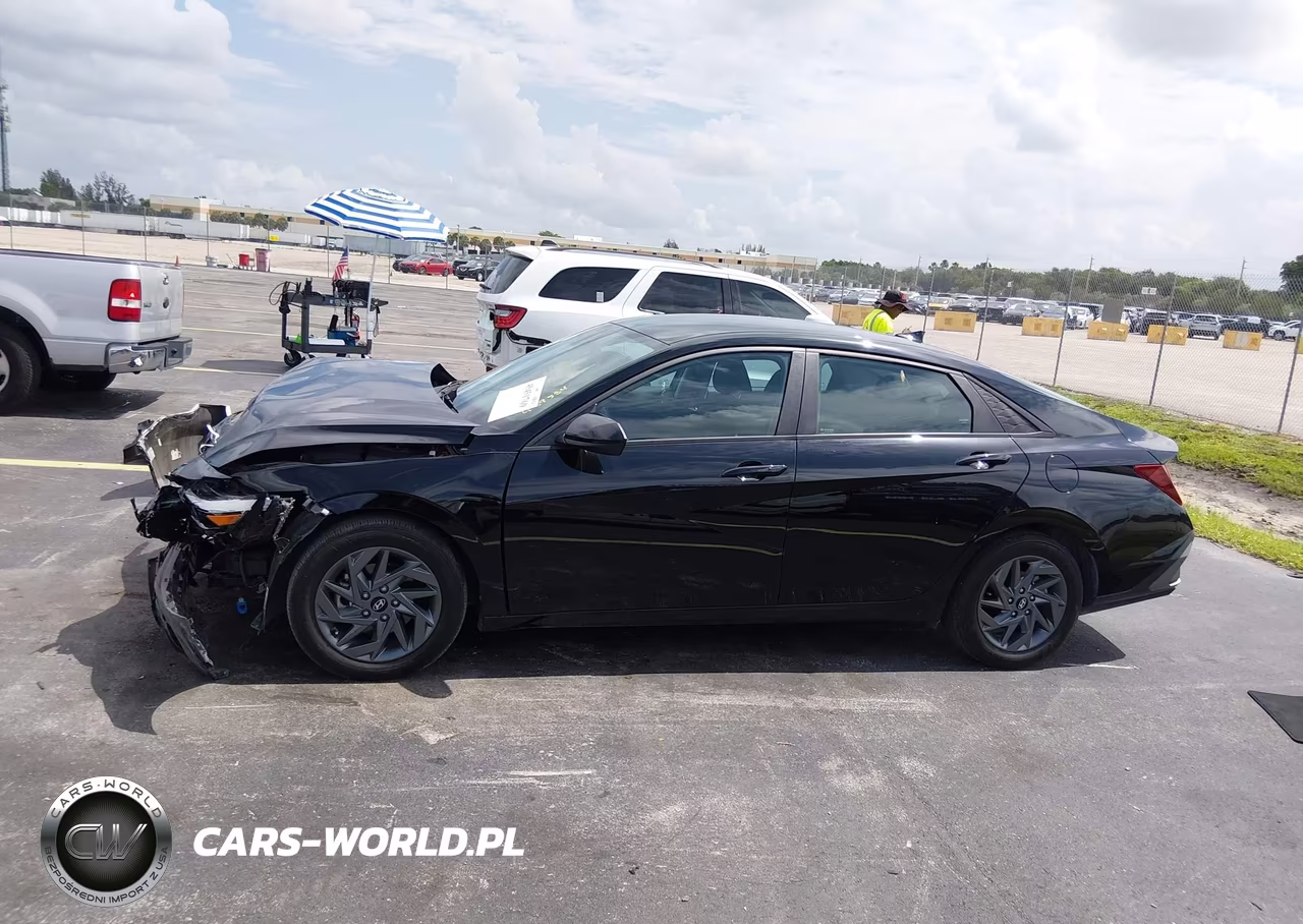 2024 Hyundai Elantra Sel VIN:KMHLM4DG7RU734782 - 14