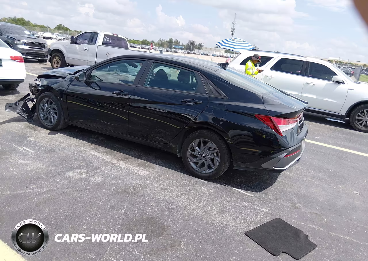 2024 Hyundai Elantra Sel VIN:KMHLM4DG7RU734782 - 3