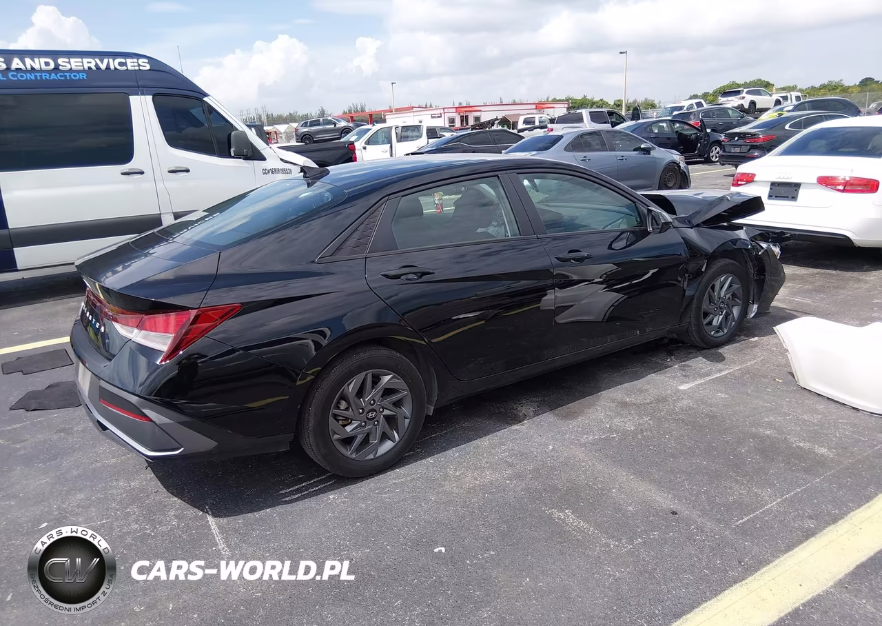 2024 Hyundai Elantra Sel VIN:KMHLM4DG7RU734782 - 4