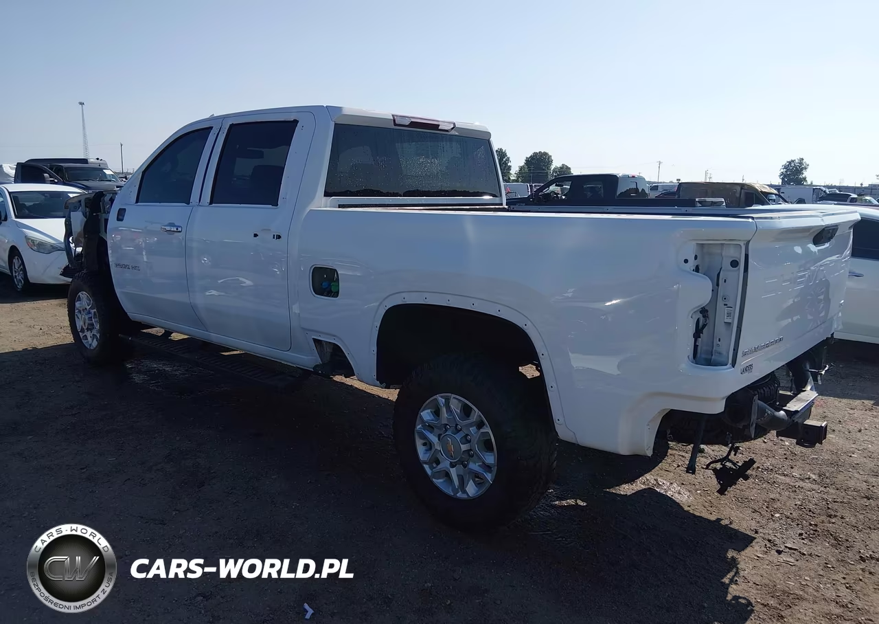 2023 Chevrolet Silverado 2500Hd 4Wd Standard Bed Ltz VIN:1GC1YPEY4PF131346 - 3
